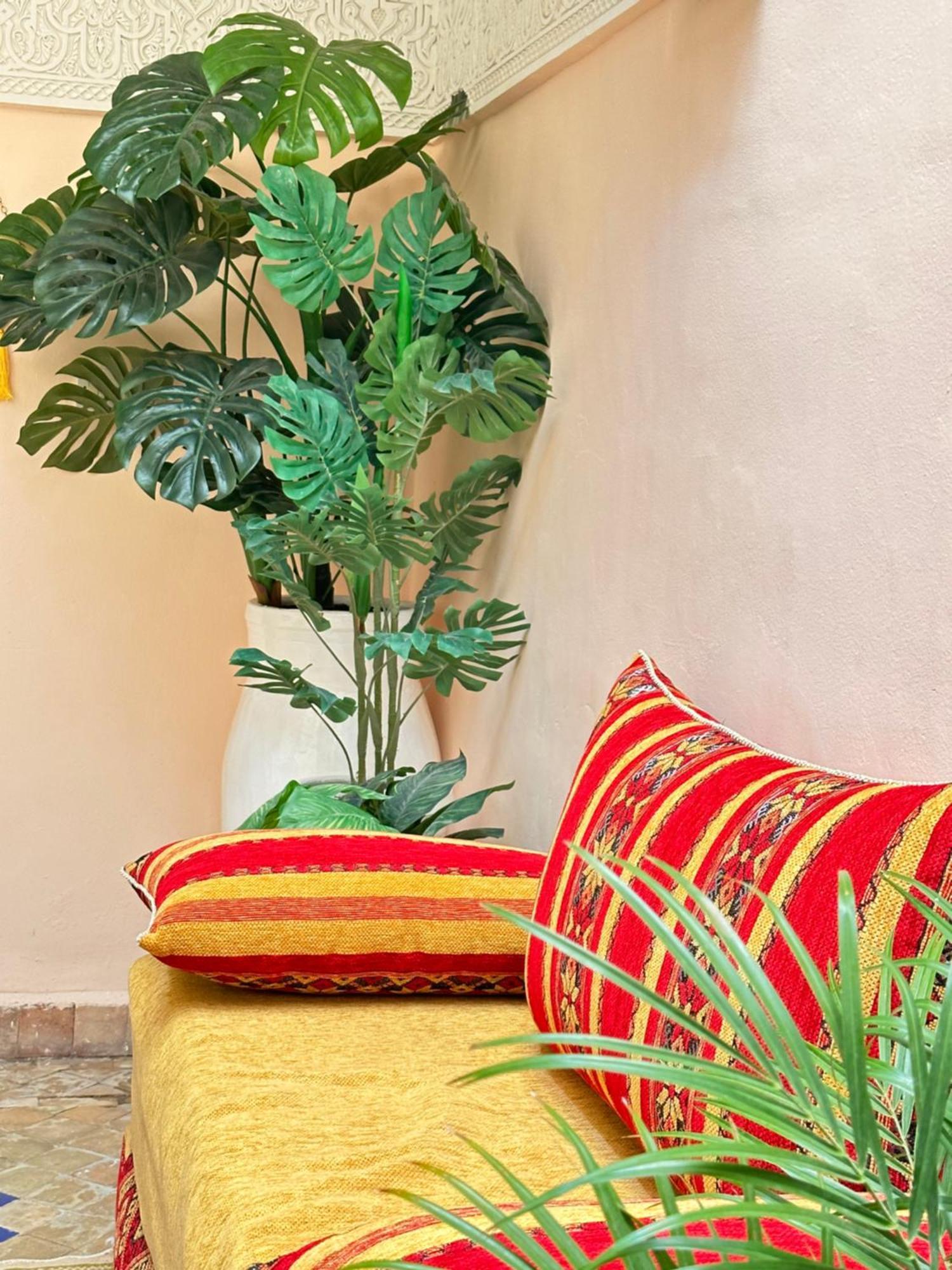 Bed and Breakfast Dar Khmissa Fez Esterno foto