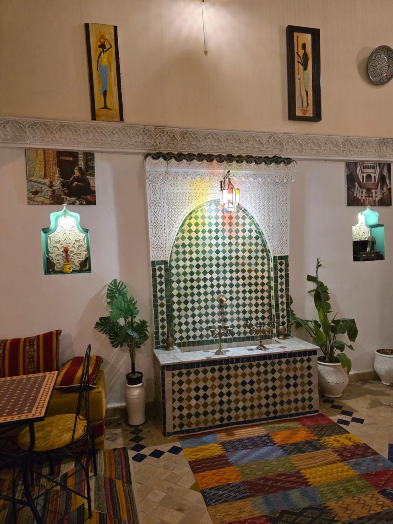 Bed and Breakfast Dar Khmissa Fez Esterno foto